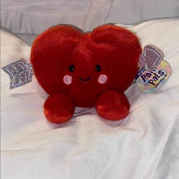 palm pals Other - Palm Pals Paolo cupid Heart seasonal Plush Pal